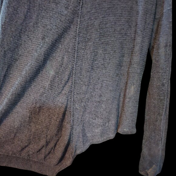 Simply Vera Vera Wang Gray Lightweight Asymmetrical Hem Sweater Size Large - Picture 4 of 6